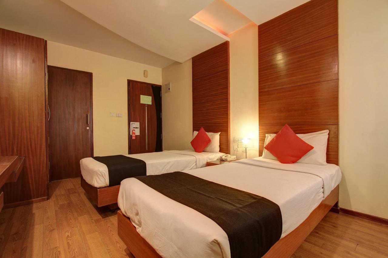 Collection O 29684 Hotel Vikram Palace & Restaurant Dayal Bagh Δωμάτιο φωτογραφία